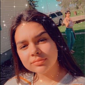 Meet your Posher, Estrella